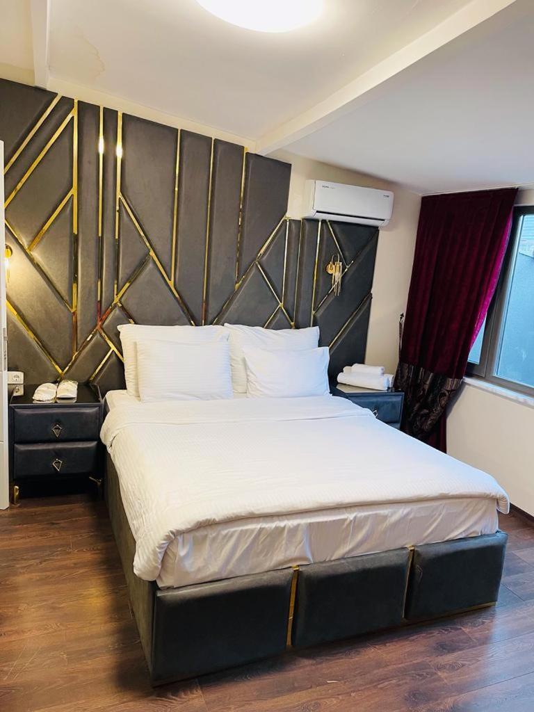 Aymira Suite Hotel Истанбул Стая снимка