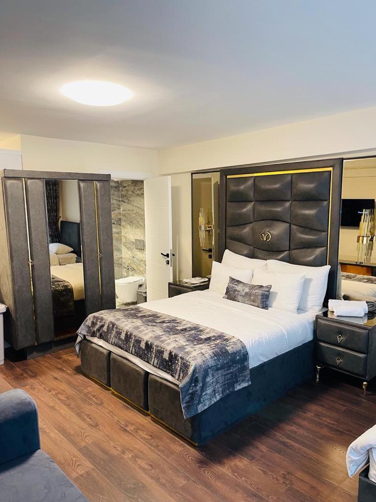 Aymira Suite Hotel Истанбул Стая снимка