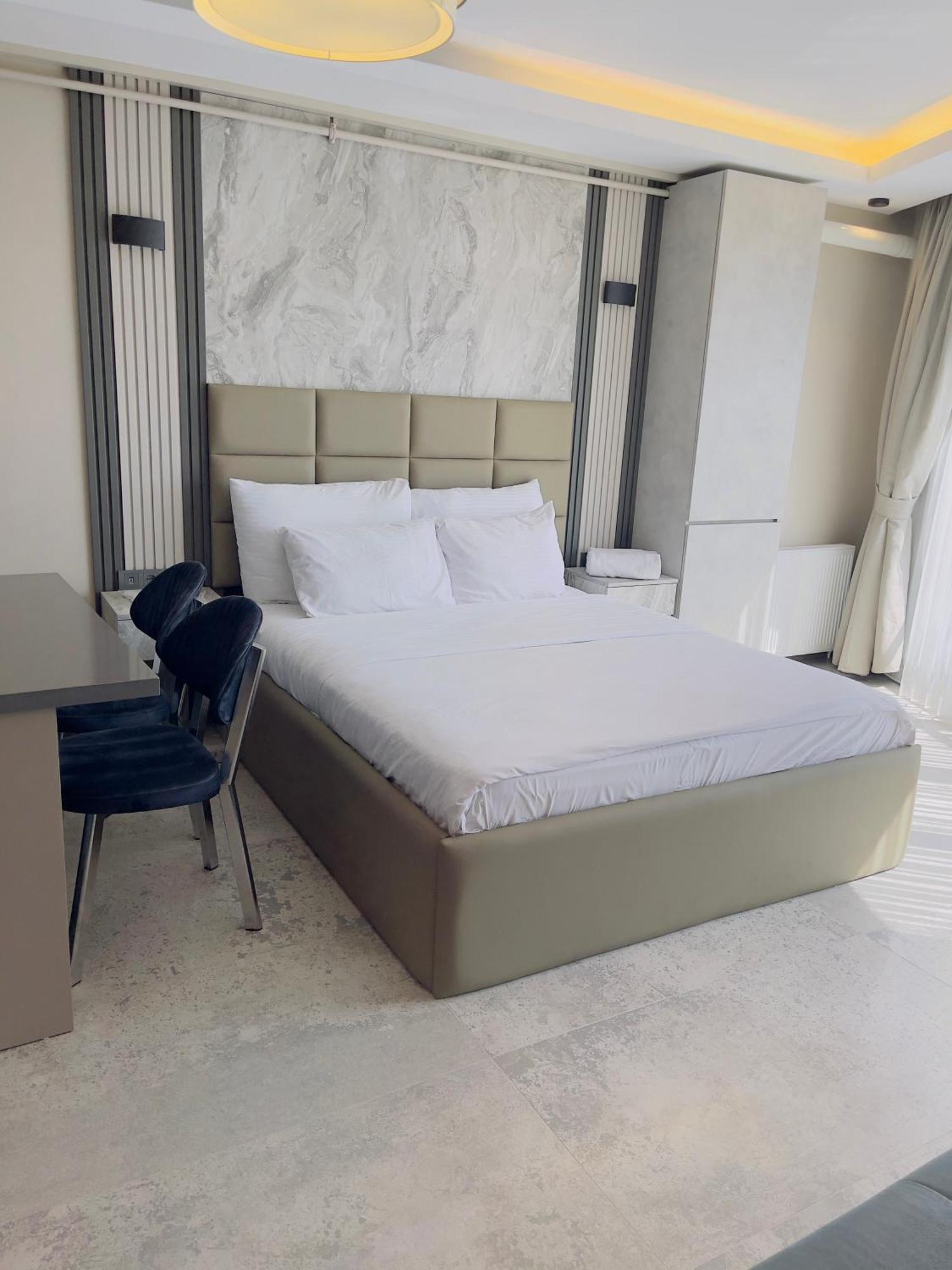 Aymira Suite Hotel Истанбул Екстериор снимка